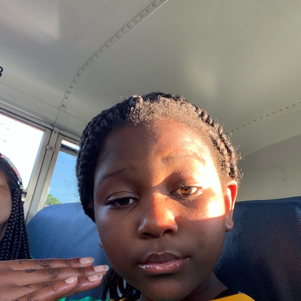 Meet your Posher, Anniya